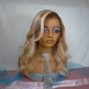 ✨18 Inch Human Hair Layered Wig Lowlights and Layers Platinum/ Deep Honey Blonde